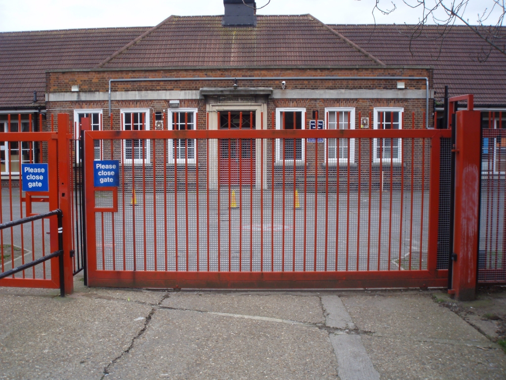School Gates Bespoke Electric Gates & Security Solutions