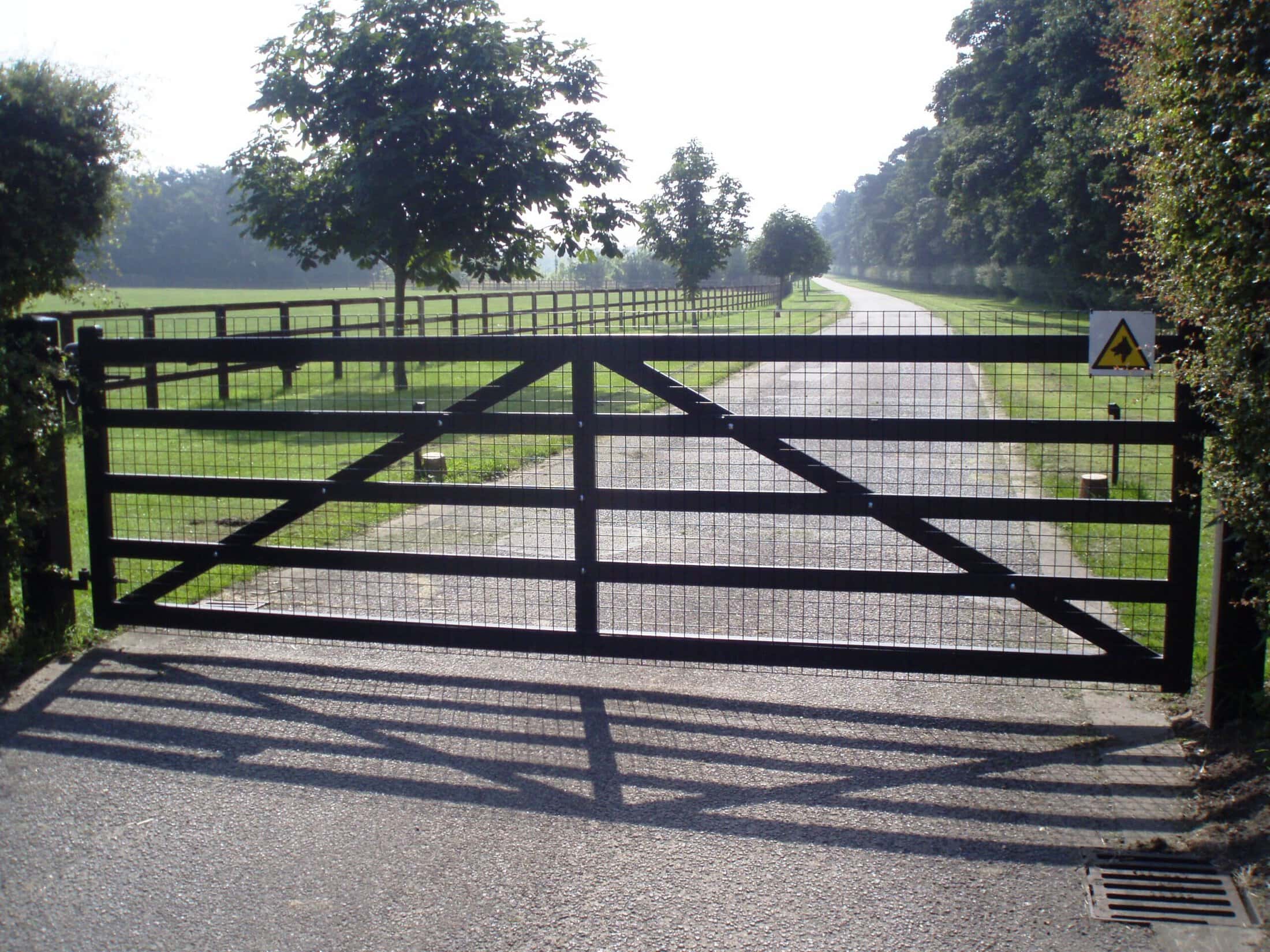 Farm & Park Gates ()